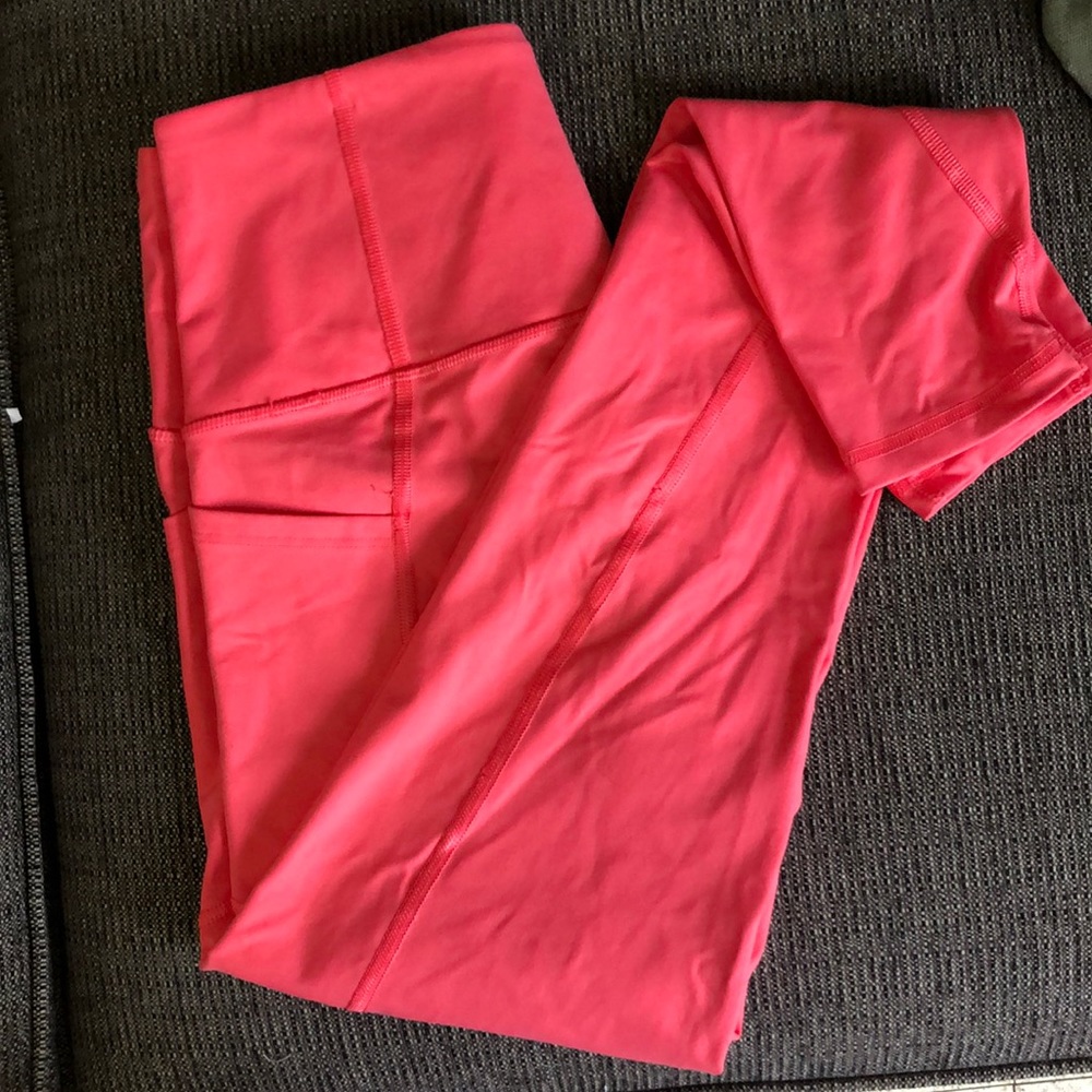 Victoria’s Secret sport leggings